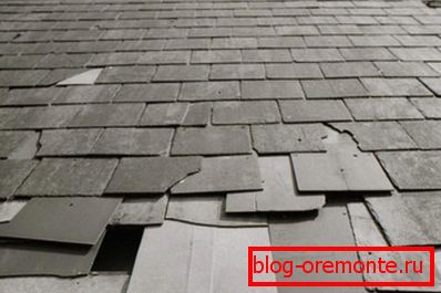 A lapos azbesztcement tetőcseréje