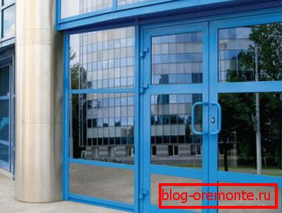 Alumínium ajtók szerelése a GOST szerint
