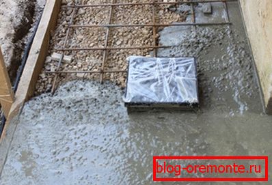 A saját kezével elkészített beton ugyanolyan elven működik. A saját kezével elkészített beton ugyanolyan elven működik.