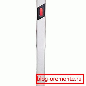 Betonjelző oszlop. Betonjelző oszlop.