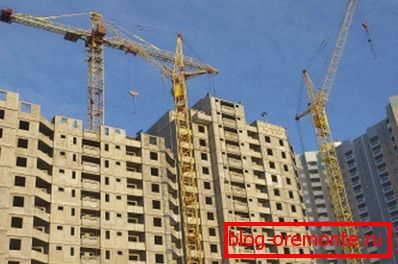 Betonlapokkal épült házak Betonlapokkal épült házak