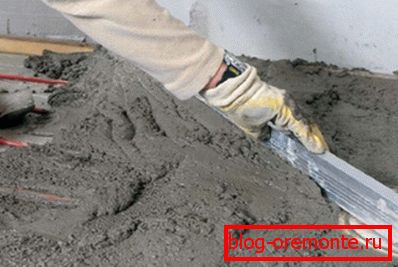 A kész habarcs gyakorlatilag nem különbözik a szokásos betontól. A kész habarcs gyakorlatilag nem különbözik a szokásos betontól.