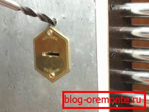 Hackelés fúrás Hackelés fúrás