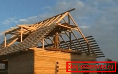 Keret doboz tetővel Keret doboz tetővel