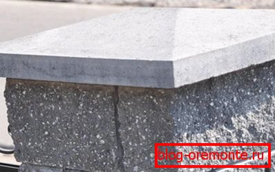 Nagyon fontos, hogy a fedél lóg a póluson, ellenkező esetben a nedvesség elleni védelem nem megfelelő. Nagyon fontos, hogy a fedél lóg a póluson, ellenkező esetben a nedvesség elleni védelem nem megfelelő.