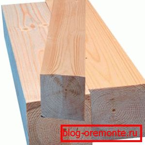 Vörösfenyő fűrészáru. Vörösfenyő fűrészáru.