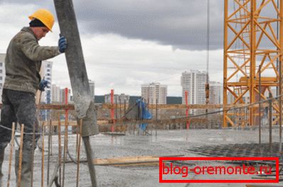 Polikarboxilát beton öntése ipari méretekben Polikarboxilát beton öntése ipari méretekben