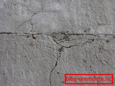 Sérült betonfelület Sérült betonfelület