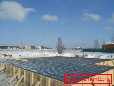 A megfelelő megközelítéssel betonozás lehetséges az év bármely szakában.
