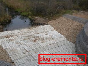 Létrehozása utakon vagy megközelítésekben az instabil és megfelelő talajon található tárgyaknál Létrehozása utakon vagy megközelítésekben az instabil és megfelelő talajon található tárgyaknál