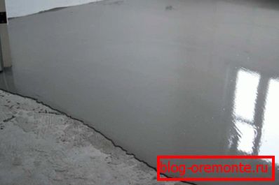 A cement lehúzása a meredekség kiküszöbölésére A cement lehúzása a meredekség kiküszöbölésére