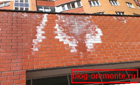 Fade a homlokzaton